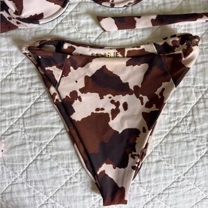 Skatie Salty Bottom: Dallas print